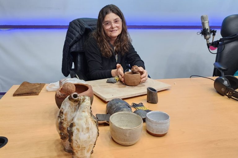 Alejandra Bustamante: «La cerámica me enseñó a vivir, aprendés a trabajar la paciencia y ansiedad»