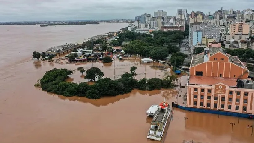 78 muertos y 115.000 desplazados por las inundaciones en Brasil