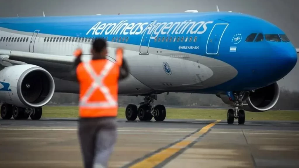 Una conciliación obligatoria neutralizó paro de controladores aéreos