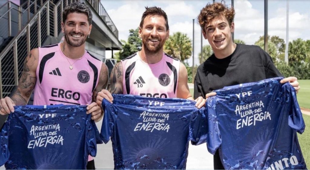 Franco Colapinto se encontró con Messi en la previa del Gran Premio de Miami