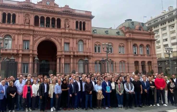 “El gesto permanente del Gobierno Nacional, otra vez se dio cita, nos cerraron la puerta”