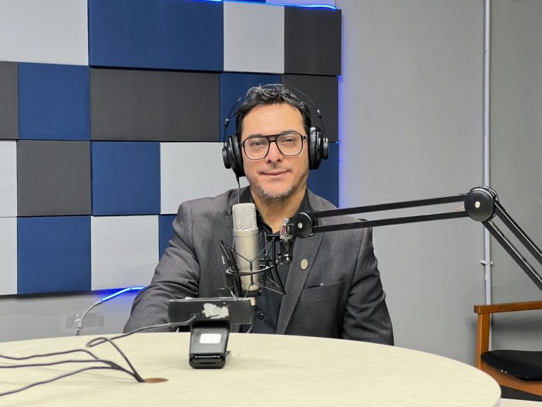 “Las universidades estamos en deterioro total, no solo en sueldos docentes y nodocentes”
